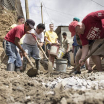 Mission Teams serves in the ghetto of Guatemala City.
